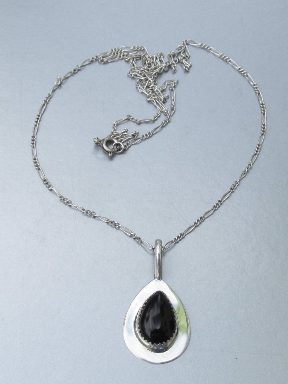 Vintage Signed Rose CHEE Native Navajo Sterling Silver Onyx Pendant Necklace